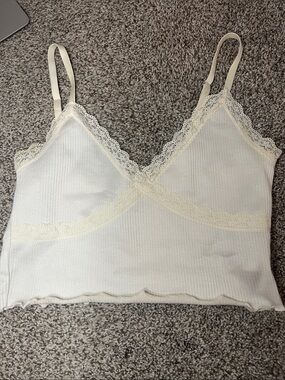 H&M Cream Lace Trim Crop Ribbed Tank Top